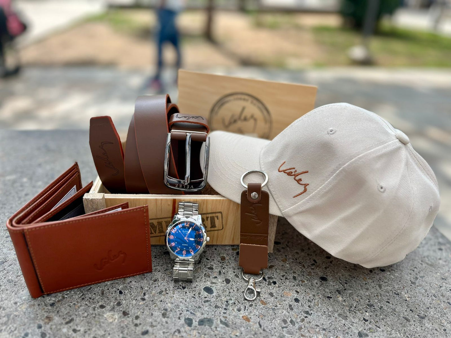 Combo Caballero X6 | Correa + Billetera + Reloj + Gorra + Llavero + Estuche