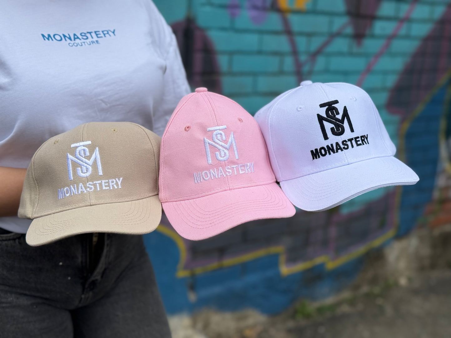 Combo x3 Gorras MONASTERY | Drill Premium Bordadas Unisex
