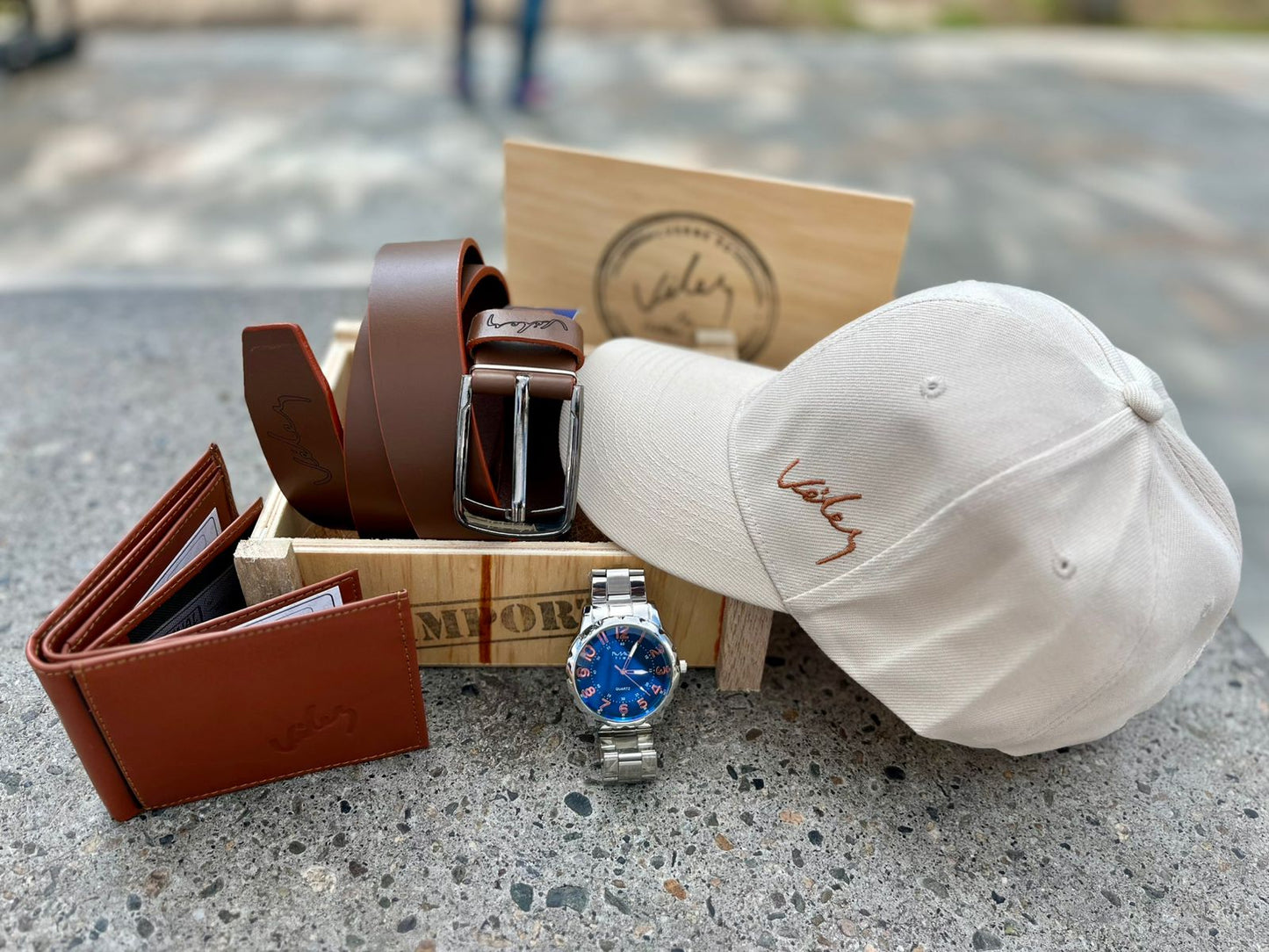 Combo Caballero X5 | Correa + Billetera + Reloj + Gorra + Estuche